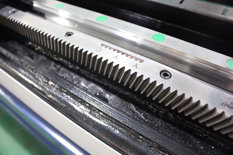 光纤激光切割机齿轮齿条的作用